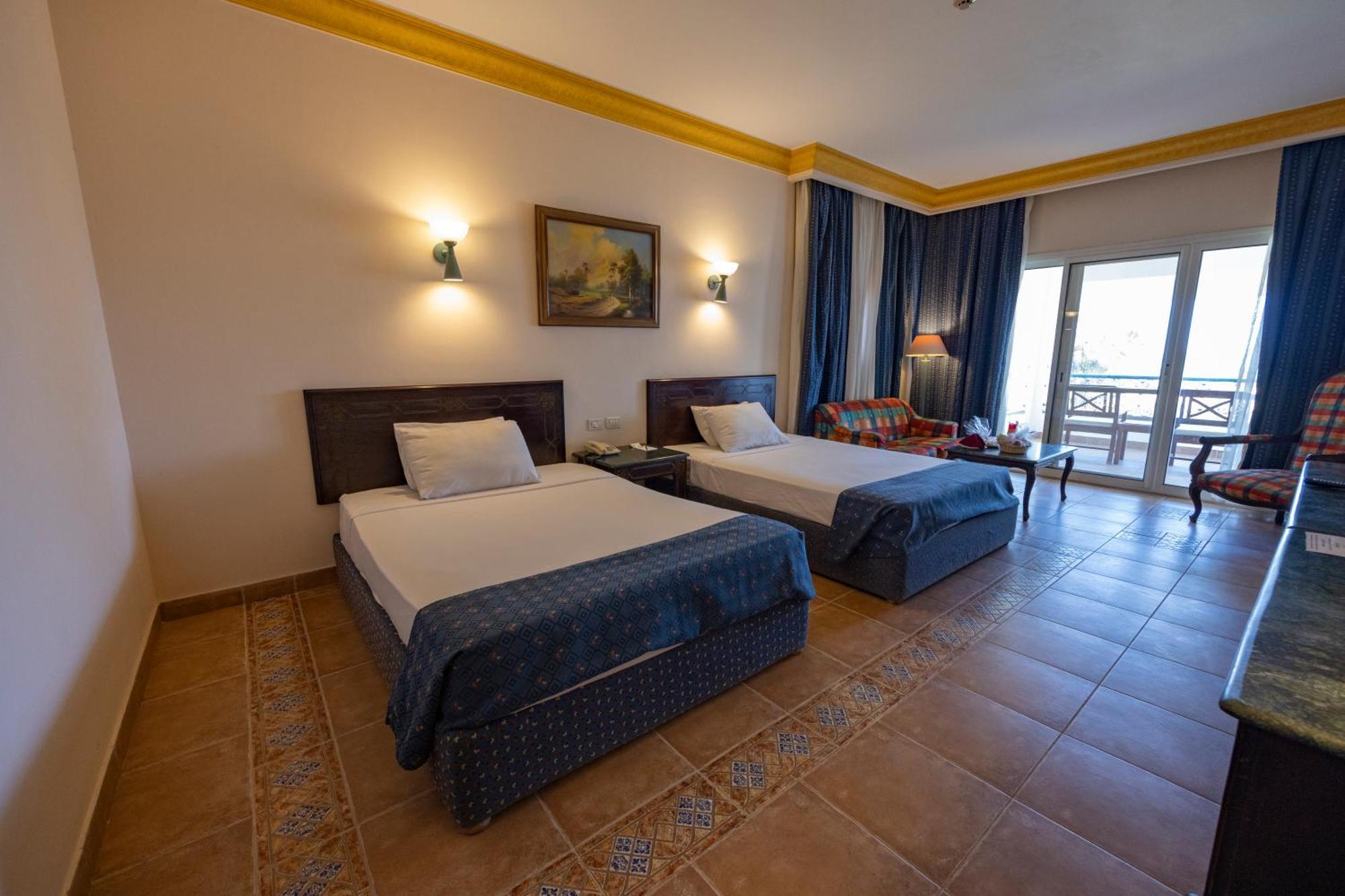 Lahami Bay Beach Resort Abū Ghuşūn Bagian luar foto