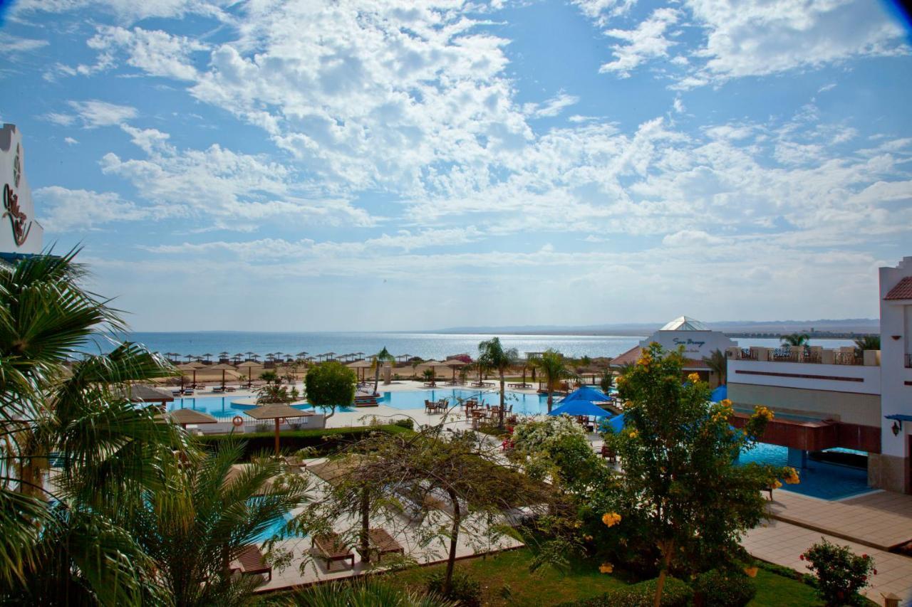 Lahami Bay Beach Resort Abū Ghuşūn Bagian luar foto