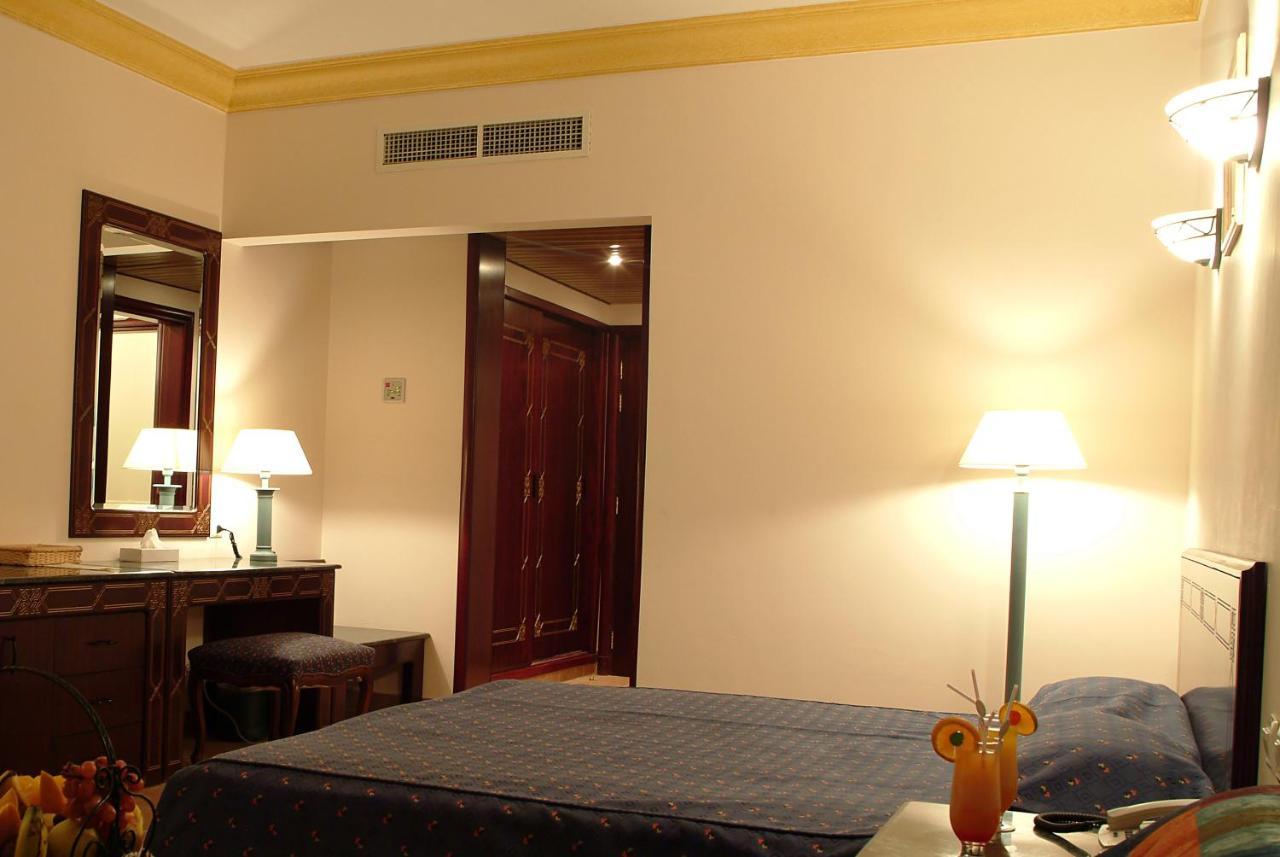 Lahami Bay Beach Resort Abū Ghuşūn Bagian luar foto